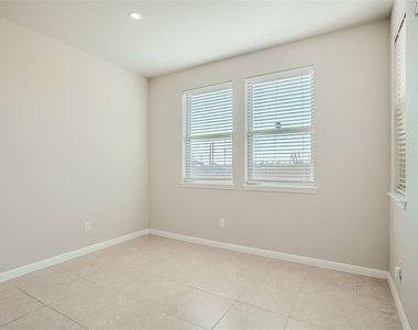 12317 Caldera Way - Photo Thumbnail 7