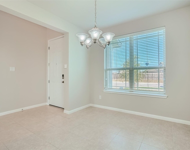 12317 Caldera Way - Photo Thumbnail 3
