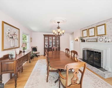 40 Pineknoll Drive - Photo Thumbnail 26