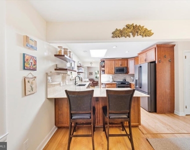 40 Pineknoll Drive - Photo Thumbnail 17