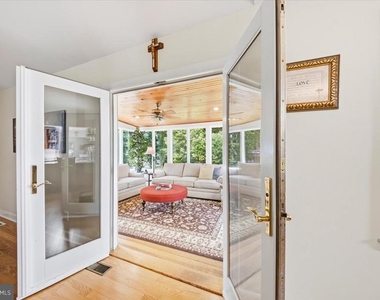 40 Pineknoll Drive - Photo Thumbnail 11