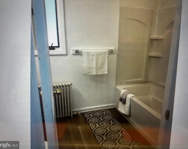 1085 Glassboro Road - Photo Thumbnail 9