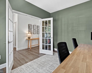 9 Bayberry Way - Photo Thumbnail 5