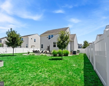 9 Bayberry Way - Photo Thumbnail 41