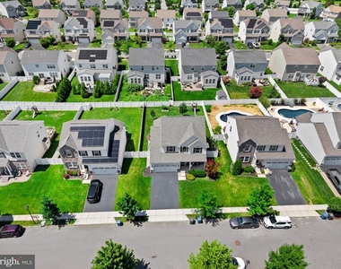 9 Bayberry Way - Photo Thumbnail 45