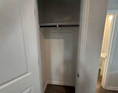 3000 Chisholm Trail Rd - Photo Thumbnail 10