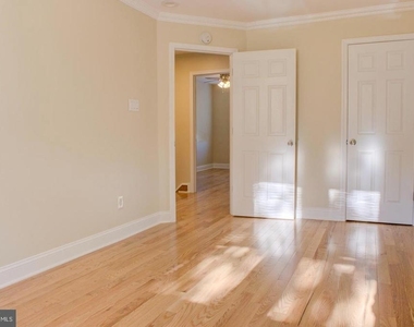 1854 44th Street - Photo Thumbnail 17