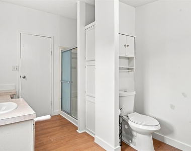 1151 Heidenreich Ln - Photo Thumbnail 22