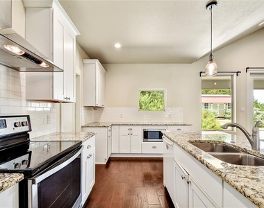 735 Monarch Lake - Photo Thumbnail 11
