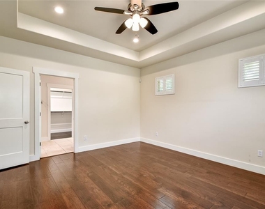 735 Monarch Lake - Photo Thumbnail 15