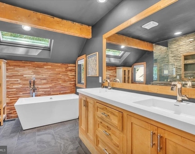 361 Tuckerton Road - Photo Thumbnail 18