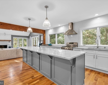 361 Tuckerton Road - Photo Thumbnail 15