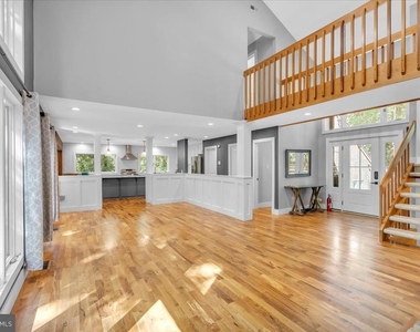 361 Tuckerton Road - Photo Thumbnail 5