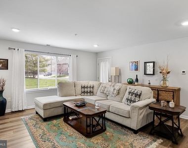 2818 Auburn Court - Photo Thumbnail 7