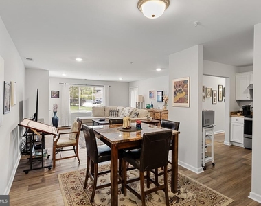 2818 Auburn Court - Photo Thumbnail 5
