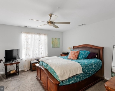 2818 Auburn Court - Photo Thumbnail 16