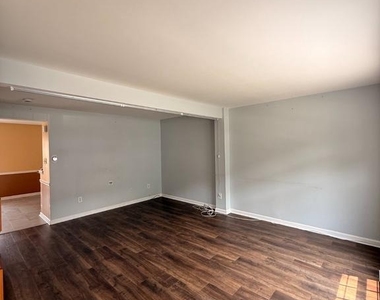 20 Guilford Place - Photo Thumbnail 1