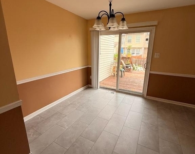 20 Guilford Place - Photo Thumbnail 5