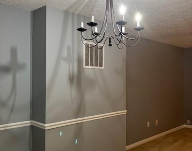 22416 Greenview Court - Photo Thumbnail 13