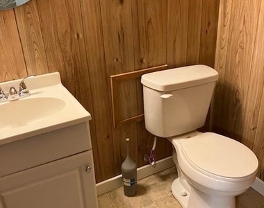 22416 Greenview Court - Photo Thumbnail 20