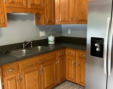 22416 Greenview Court - Photo Thumbnail 9