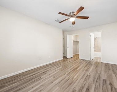14473 Robert I Walker Blvd - Photo Thumbnail 9