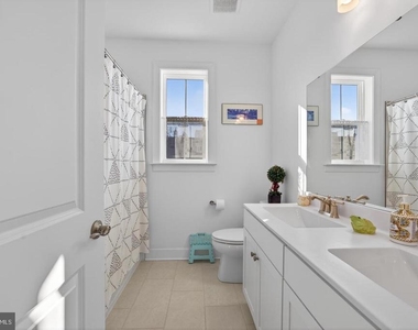 215 Kingfisher Lane - Photo Thumbnail 26