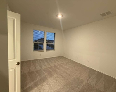 17702 Sage Thrasher Dr - Photo Thumbnail 28