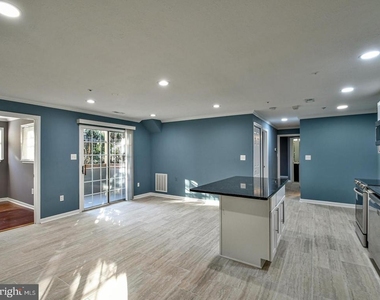 2010 Alice Avenue - Photo Thumbnail 4