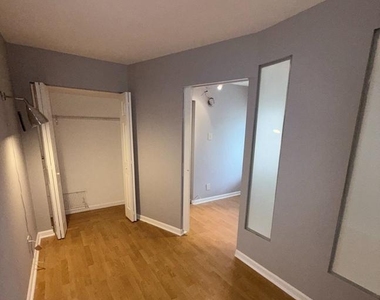 10118 Campus Way S - Photo Thumbnail 5