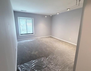 10118 Campus Way S - Photo Thumbnail 10