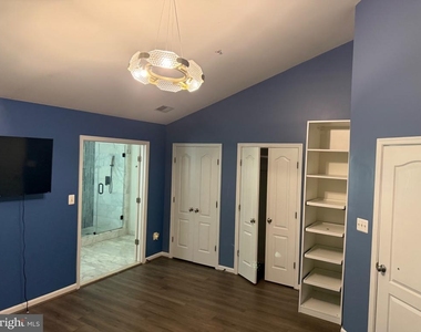714 Parev Way - Photo Thumbnail 66