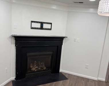 714 Parev Way - Photo Thumbnail 23