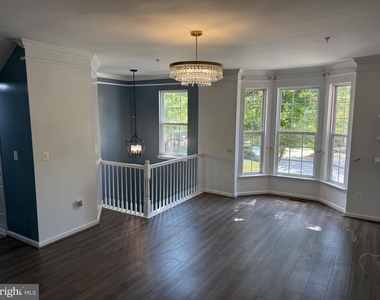 714 Parev Way - Photo Thumbnail 43