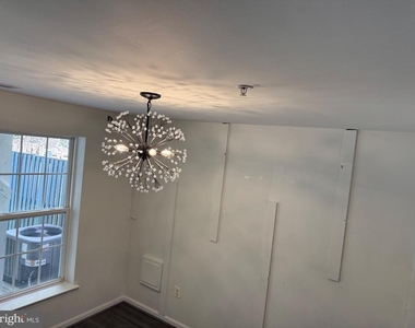 714 Parev Way - Photo Thumbnail 25