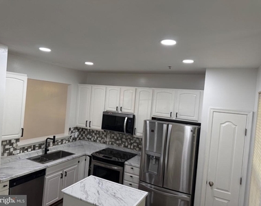 714 Parev Way - Photo Thumbnail 48