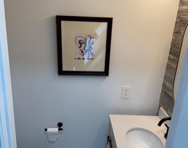 714 Parev Way - Photo Thumbnail 36