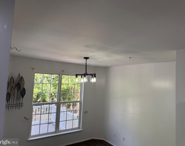 714 Parev Way - Photo Thumbnail 52