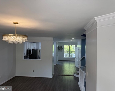 714 Parev Way - Photo Thumbnail 44