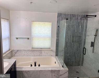 714 Parev Way - Photo Thumbnail 73