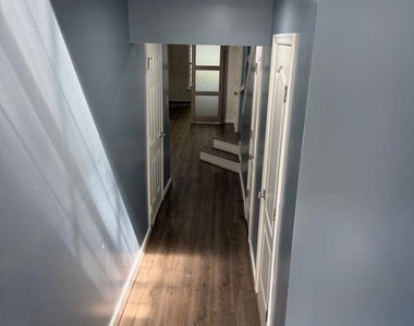 714 Parev Way - Photo Thumbnail 6