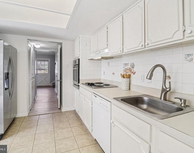 12705 Marquette Lane - Photo Thumbnail 9