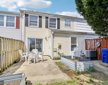 12705 Marquette Lane - Photo Thumbnail 22