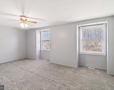 12705 Marquette Lane - Photo Thumbnail 20