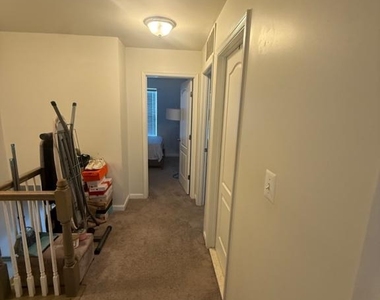 1608 Wesbourne Drive - Photo Thumbnail 30