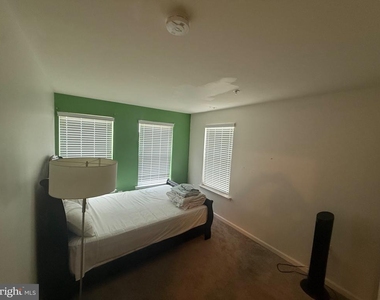 1608 Wesbourne Drive - Photo Thumbnail 32