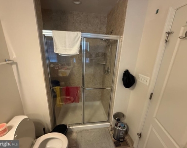 1608 Wesbourne Drive - Photo Thumbnail 29