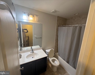 1608 Wesbourne Drive - Photo Thumbnail 36