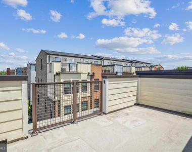 6102 Chronicle Street - Photo Thumbnail 2