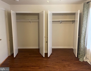 7906 Bayshore Drive - Photo Thumbnail 7